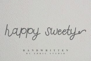 Happy Sweety: A Charming Script Font for Web Design